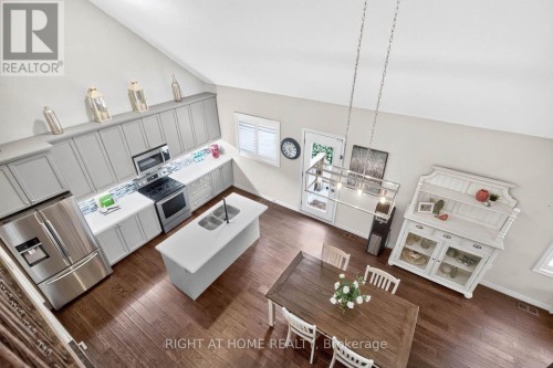 16 Rolling Lane, Hamilton, ON 