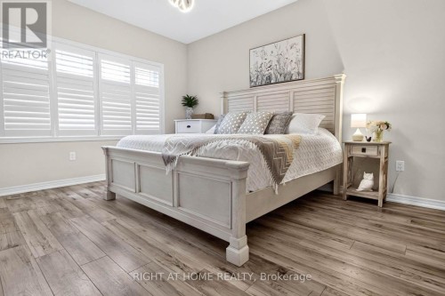 16 Rolling Lane, Hamilton, ON 
