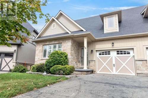 16 Rolling Lane, Hamilton, ON 