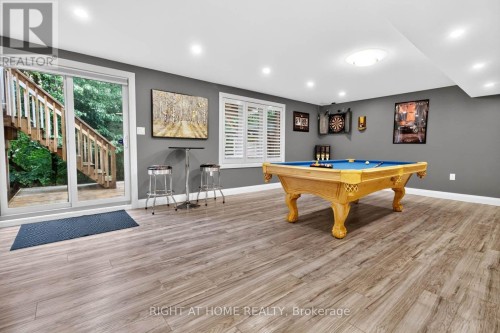 16 Rolling Lane, Hamilton, ON 