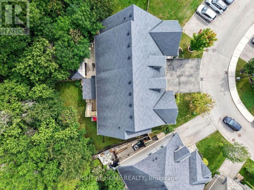 16 Rolling Lane, Hamilton, ON 