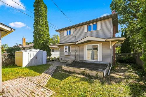 31 Avondale Rd, Winnipeg, MB 