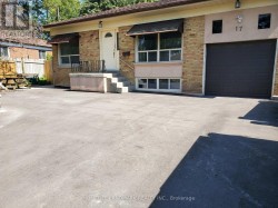17 MARALIM ROAD Richmond Hill, ON L4C 2K6
