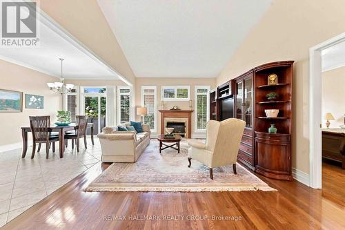 121 Bartlett Private, Ottawa, ON 