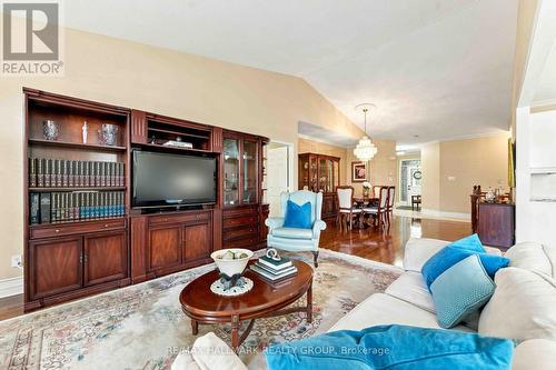121 Bartlett Private, Ottawa, ON 