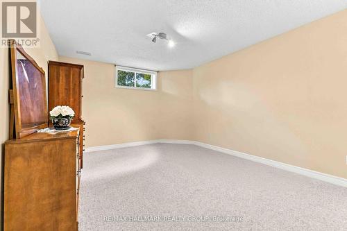 121 Bartlett Private, Ottawa, ON 