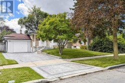29 DEXTER BOULEVARD  Toronto, ON M2H 1Z3