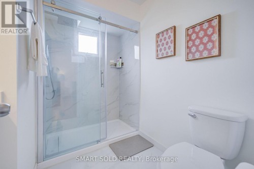 857 Messenger Meadow Drive, Mississauga, ON 