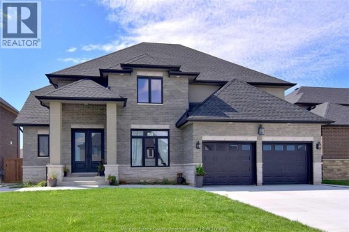 257 ARKONA COURT , Lakeshore, Ontario N8L 0T1 2