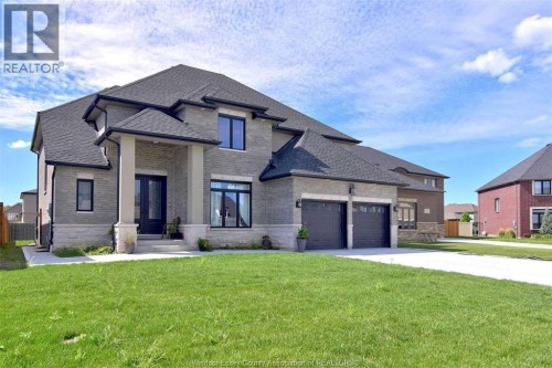 257 ARKONA COURT , Lakeshore, Ontario N8L 0T1 3