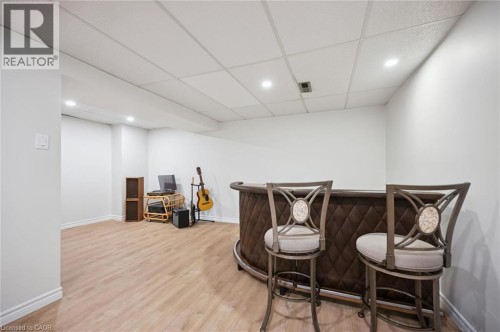 37 Shadeland Crescent, Kitchener, ON 