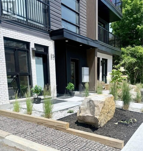303 - 25 GRANT STREET , Ottawa, Ontario K1Y 2W8 2