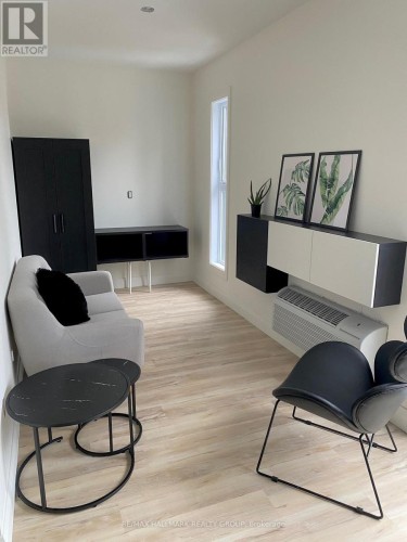 303 - 25 GRANT STREET , Ottawa, Ontario K1Y 2W8 3
