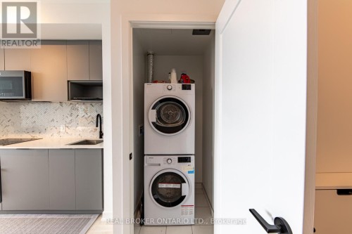 3103 - 5 DEFRIES STREET , Toronto, Ontario M5A 0W7 5