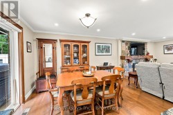 DINING ROOM SPACIOUS, CLOSE TO KITCHEN - 