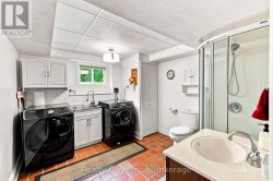 LAUNDRY & 3 PC BATHROOM COMBO - 