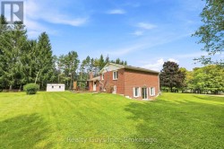 WALKOUT AT BACK AND SIDE - EASY ACCESS - 