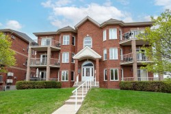 124 Rue de Chantilly  Candiac, QC J5R 6K2