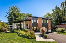 418 Rue des Pins  Saint-Bruno-De-Montarville, QC J3V 2S5