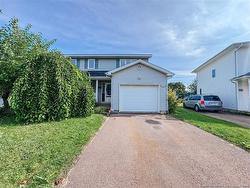 35 Arthur ST  Moncton, NB E1C 9Y1