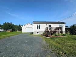 80 rue de la Gare  Pointe-Verte, NB E8J 2Z1