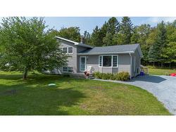 869 Golden Grove RD Saint John, NB E2H 2V8