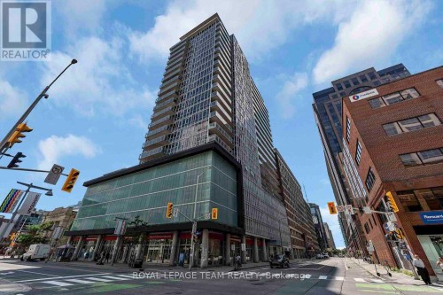 2010 - 324 LAURIER AVENUE W  Ottawa, ON K1N 6P6