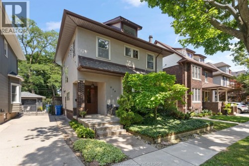 858 CHILVER  Windsor, ON N8Y 2K4