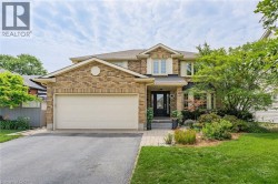 42 PACIFIC Place  Guelph, ON N1G 4R5