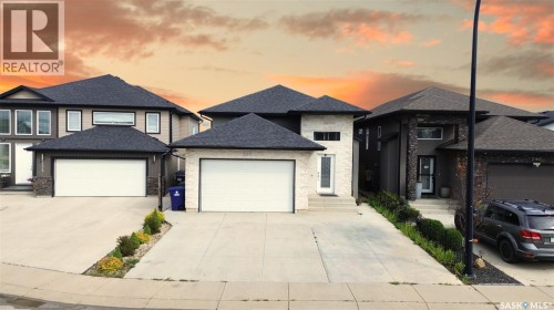 239 Bentley COURT  Saskatoon, SK S7L 6L4