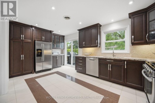 3490 Rexway Drive, Burlington, ON 