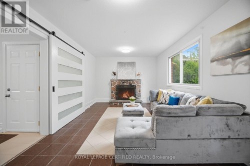 3490 Rexway Drive, Burlington, ON 