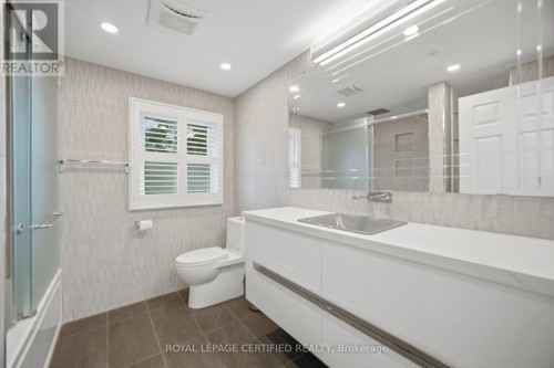 3490 Rexway Drive, Burlington, ON 
