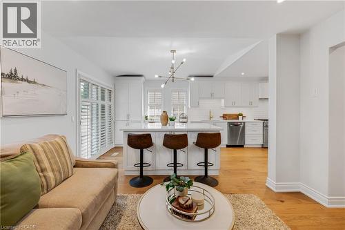 4013 Jarvis Crescent, Burlington, ON 