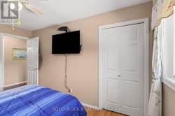 Second bedroom on main floor - 