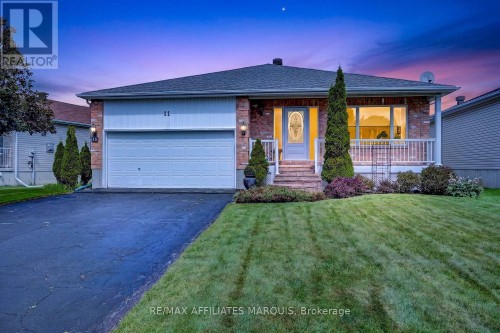 11 DECARIA BOULEVARD  Perth, ON K7H 3P6