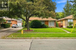142 CASS AVENUE Toronto, ON M1T 2B6