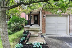120 WOODROOF CRESCENT  Aurora, ON L4G 7H2