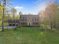 10 OAKVIEW PLACE Uxbridge, ON L9P 0L1