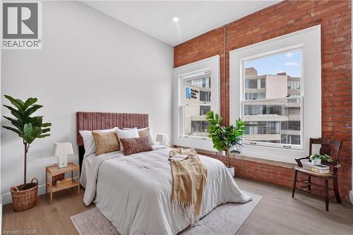 56 YORK Boulevard Unit# 212 , Hamilton, Ontario L8R 0A2 5