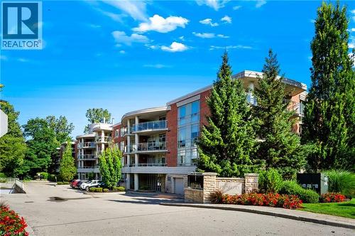 125 WILSON Street W Unit# 301  Ancaster, ON L9G 1N4