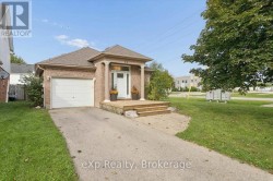 64 BUCKTHORN CRESCENT  Guelph (Grange Road), ON N1E 7C4