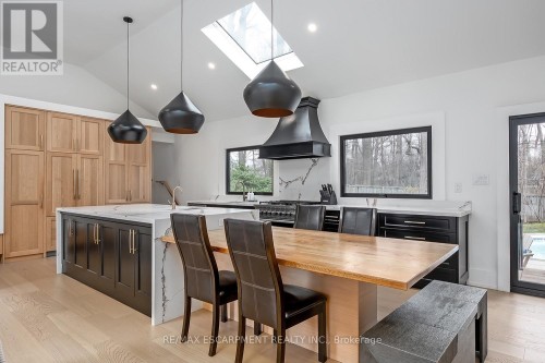 327 Goodram Drive, Burlington, ON 