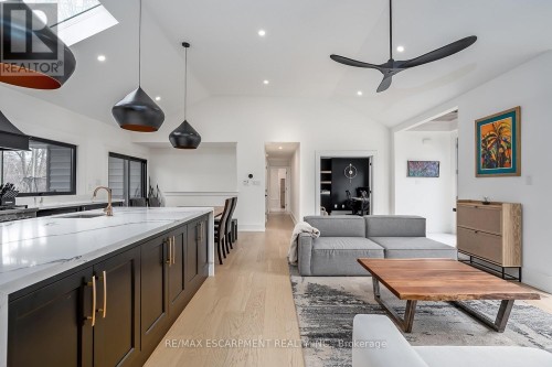 327 Goodram Drive, Burlington, ON 