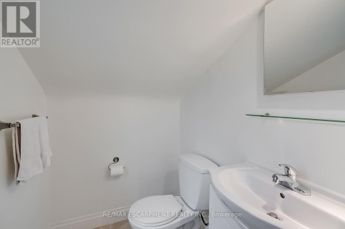 327 Goodram Drive, Burlington, ON 