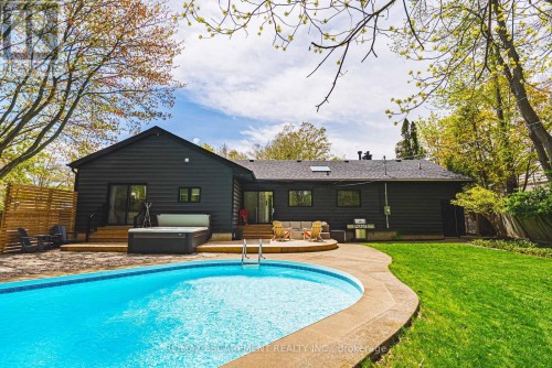 327 Goodram Drive, Burlington, ON 
