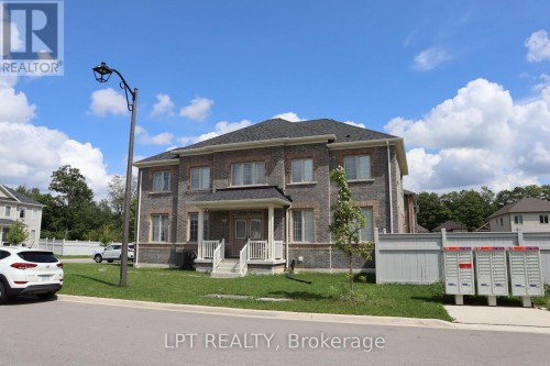 718 ANISHINAABE DRIVE , Shelburne, Ontario L9V 3Y6 2