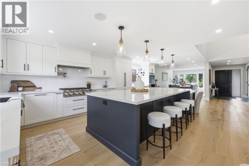 2029 Kempton Park Drive, Mississauga, ON 
