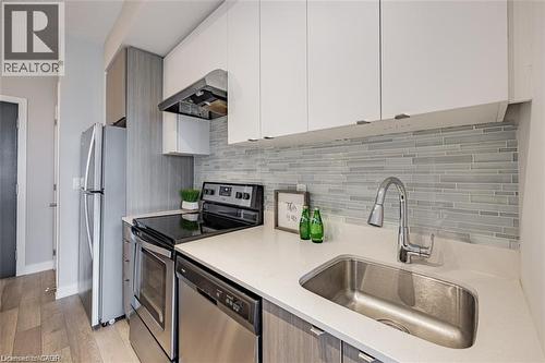 5240 DUNDAS Street Unit# B416 , Burlington, Ontario L7L 0J6 5