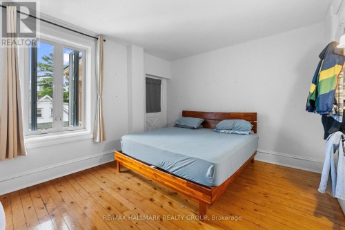 157 St Andrew Street, Ottawa, ON 